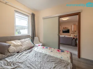 Prodej bytu 2+kk, Tachov, Na Třešňovce, 37 m2