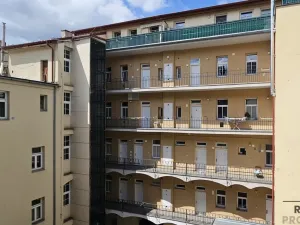 Pronájem bytu 1+kk, Praha - Žižkov, Milíčova, 34 m2