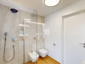 Prodej rodinného domu, Veleň, U Sluh, 150 m2
