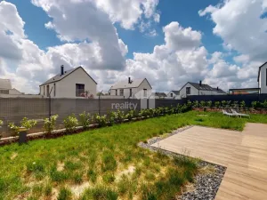 Prodej rodinného domu, Veleň, U Sluh, 150 m2