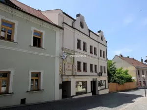 Pronájem bytu 1+kk, Mělník, náměstí Míru, 42 m2