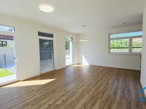 Pronájem obchodního prostoru, Herink, U Kovárny, 92 m2