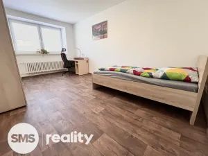 Pronájem pokoje, Slavkov, Ludvíka Svobody, 100 m2