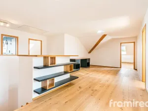 Prodej rodinného domu, Ohrobec, Krátká, 298 m2