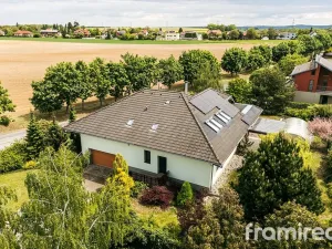 Prodej rodinného domu, Ohrobec, Krátká, 298 m2