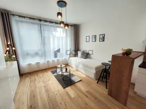 Pronájem bytu 1+kk, Praha, Sokolovská, 28 m2