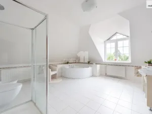 Prodej rodinného domu, Praha - Lhotka, Vzdušná, 420 m2