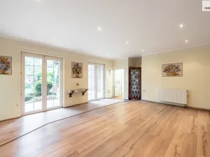 Prodej rodinného domu, Praha - Lhotka, Vzdušná, 420 m2