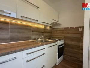 Pronájem bytu 2+1, Mariánské Lázně, Libušina, 56 m2