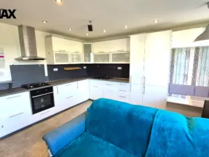 Prodej bytu 3+kk, Praha - Háje, Cyprichova, 75 m2