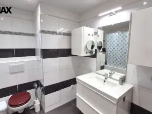 Prodej bytu 3+kk, Praha - Háje, Cyprichova, 75 m2