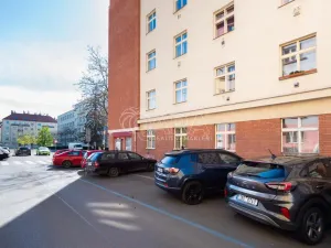 Prodej bytu 1+kk, Praha - Vinohrady, náměstí Jiřího z Lobkovic, 25 m2