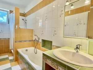 Prodej rodinného domu, Hroznová Lhota, 199 m2