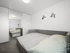 Pronájem bytu 2+1, Praha - Dejvice, Sušická, 59 m2