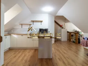 Pronájem bytu 2+kk, Klecany - Klecánky, Povltavská, 89 m2