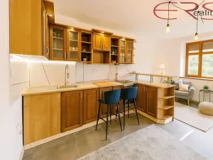 Prodej bytu 2+kk, Jablonec nad Nisou, U Balvanu, 43 m2
