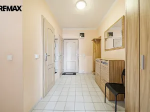 Prodej bytu 3+1, Chodov, Obránců míru, 52 m2