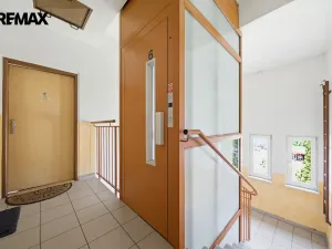 Prodej bytu 3+1, Chodov, Obránců míru, 52 m2