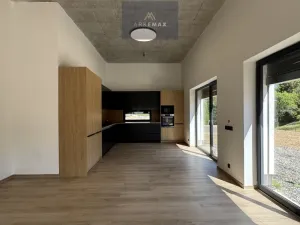 Pronájem rodinného domu, Staříč, 160 m2