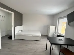 Pronájem bytu 1+kk, Chrudim - Chrudim IV, Čs. partyzánů, 35 m2