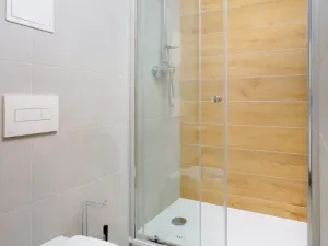 Pronájem bytu 1+kk, Praha - Libeň, Kolčavka, 335 m2