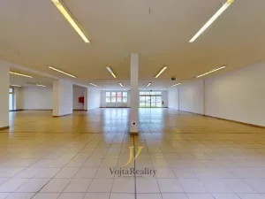 Pronájem obchodního prostoru, Uničov, Šumperská, 450 m2