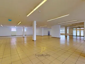 Pronájem obchodního prostoru, Uničov, Šumperská, 450 m2