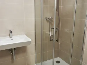 Pronájem bytu 1+kk, Praha - Řeporyje, Jáchymovská, 30 m2