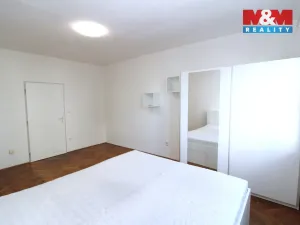 Pronájem bytu 2+1, Praha - Strašnice, Sečská, 63 m2