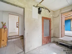 Prodej rodinného domu, Holetín, 400 m2