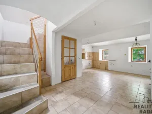 Prodej rodinného domu, Holetín, 400 m2