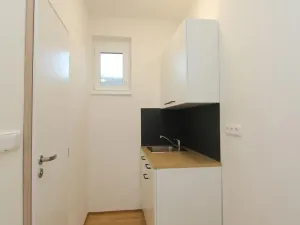 Pronájem bytu 1+kk, Pardubice - Rosice, generála Svobody, 22 m2