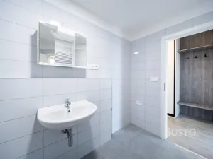 Pronájem bytu 2+kk, České Budějovice - České Budějovice 4, Vrbenská, 50 m2