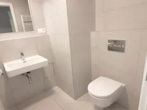 Pronájem bytu 2+kk, Praha - Vysočany, Pod Krocínkou, 60 m2