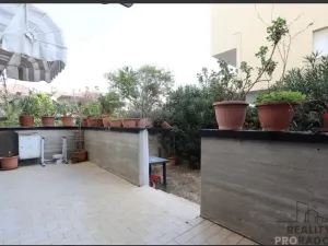 Prodej bytu 3+kk, Via di Giesi,Villa Rosa,Itálie, 56 m2