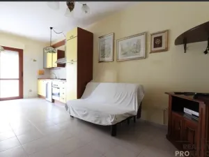 Prodej bytu 3+kk, Via di Giesi,Villa Rosa,Itálie, 56 m2