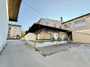 Pronájem skladu, Brno, U vlečky, 152 m2