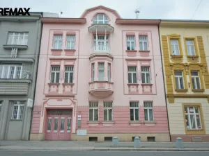 Pronájem kanceláře, Hradec Králové, Československé armády, 100 m2