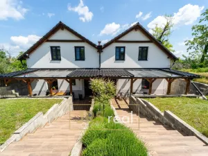 Prodej ubytování, Drnholec, 538 m2