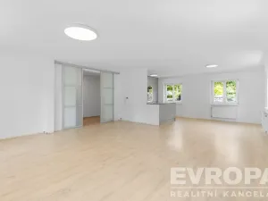 Pronájem rodinného domu, Průhonice, U Cihelny, 237 m2