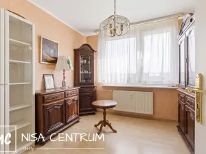 Prodej bytu 3+1, Praha - Kobylisy, Střekovská, 70 m2