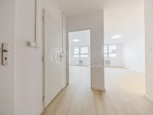 Pronájem bytu 2+kk, Kladno - Kročehlavy, Holandská, 39 m2