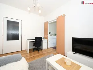 Prodej bytu 2+1, Praha - Karlín, Pernerova, 44 m2