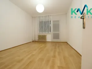 Prodej bytu 3+1, Karlovy Vary, Konečná, 82 m2