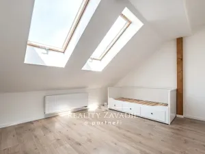 Prodej bytu 4+kk, Praha - Pitkovice, Žampiónová, 190 m2