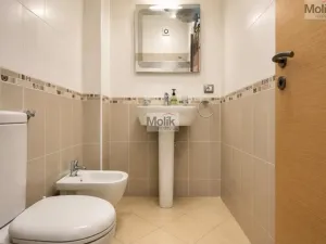 Prodej bytu 2+kk, Vlora, 59 m2