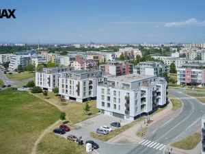 Prodej bytu 1+kk, Hradec Králové - Třebeš, Svatojánská, 33 m2