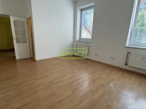 Pronájem kanceláře, Náchod, Českých bratří, 40 m2