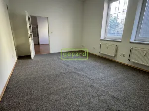 Pronájem kanceláře, Náchod, Českých bratří, 40 m2