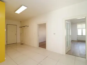 Pronájem bytu 3+1, Praha - Vinohrady, Vinohradská, 105 m2